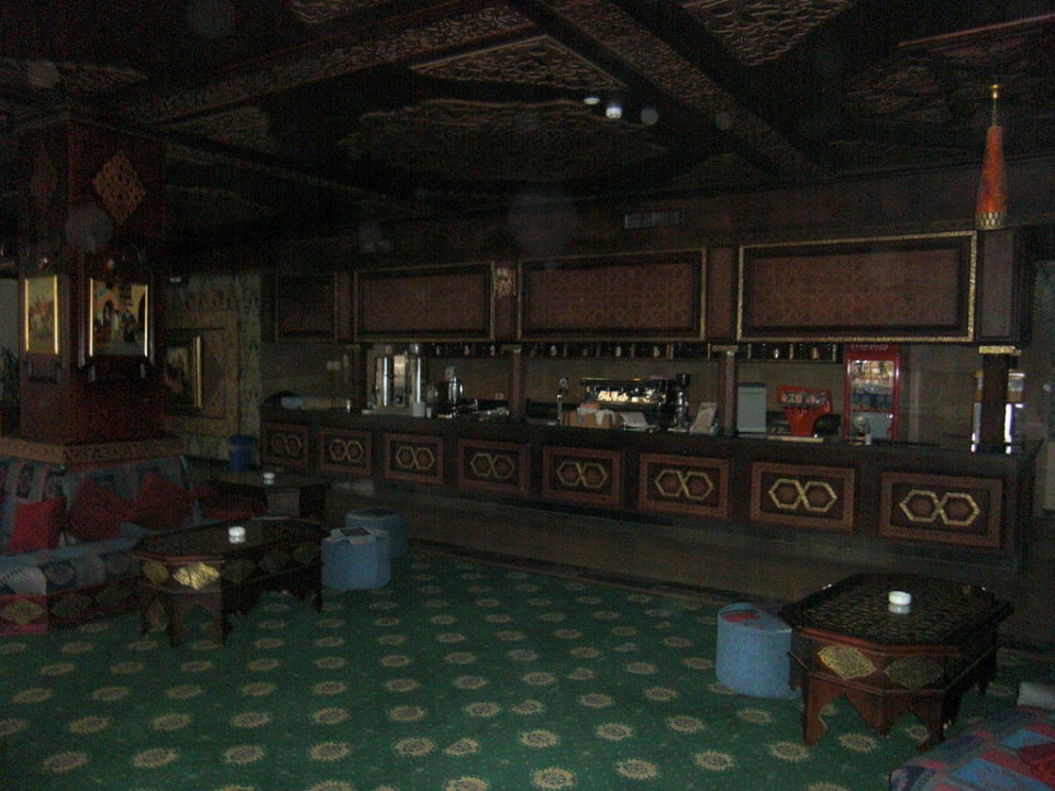 Bar im Haupthaus an der Lobby Beach Albatros Resort