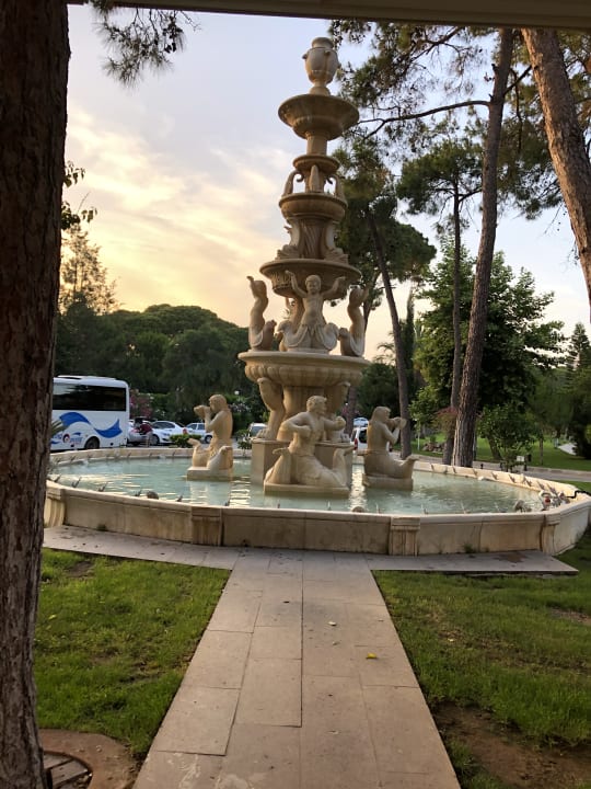 Gartenanlage Papillon Ayscha