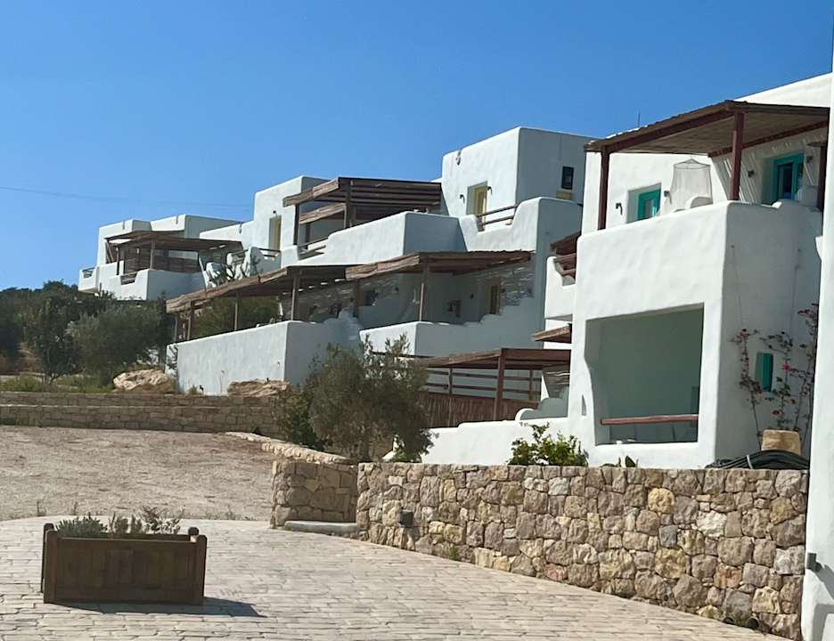 Außenansicht Pangaia Seaside Hotel