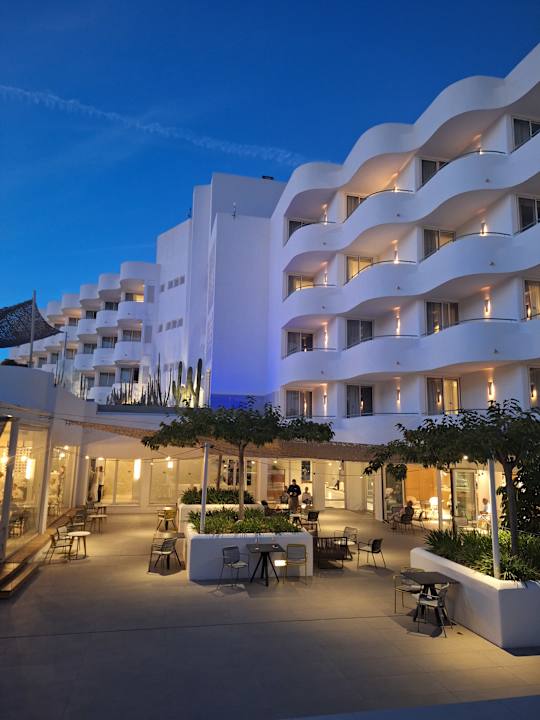 Außenansicht Inturotel Cala Esmeralda