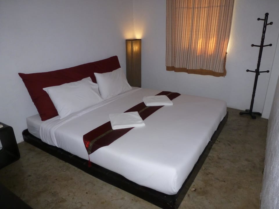 Bett Jam Hostel Bangkok