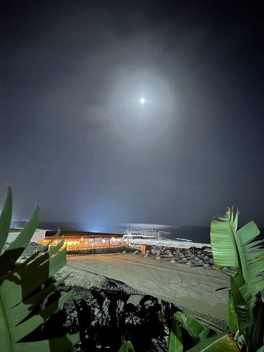 Strand Jacaranda Luxury Resort