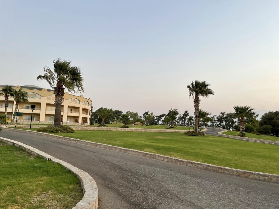 Gartenanlage Hotel Kalithea Horizon Royal