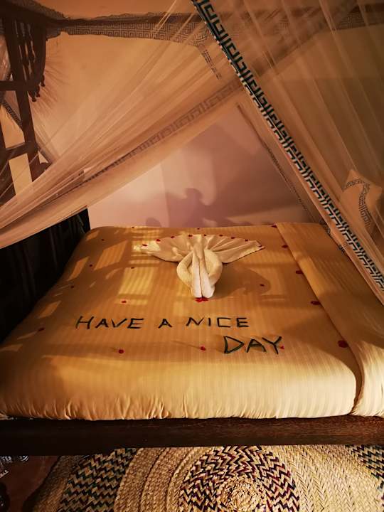 Zimmer Reef & Beach Resort