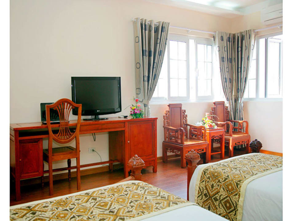 Family room Phoenix Palace Hotel Hanoi