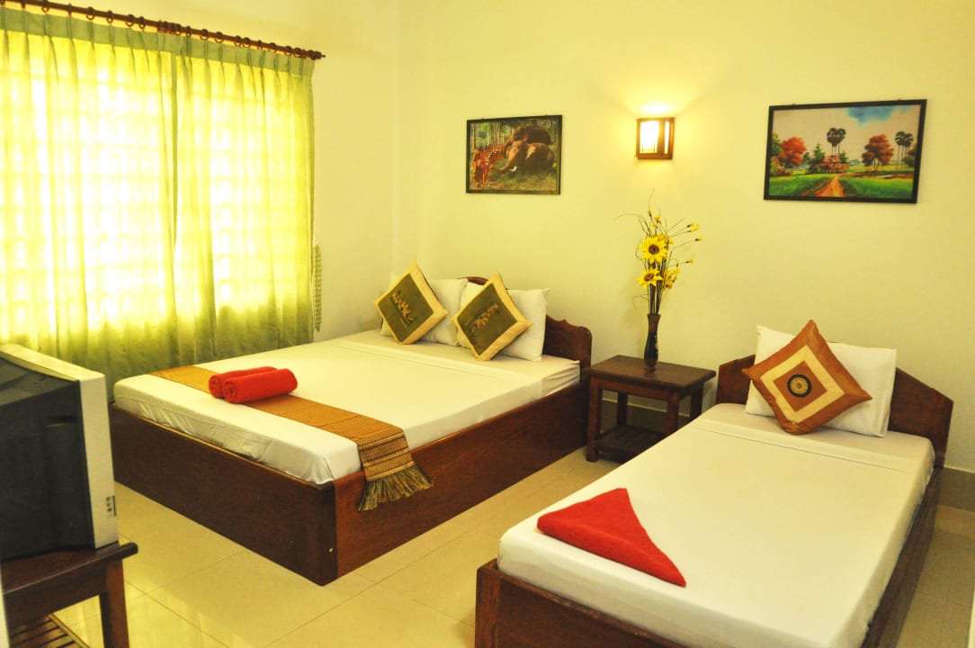 Family Room Guesthouse Tropical Breeze