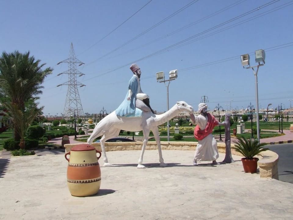 Wielbłąd Pickalbatros Alf Leila Wa Leila Resort - Neverland Hurghada
