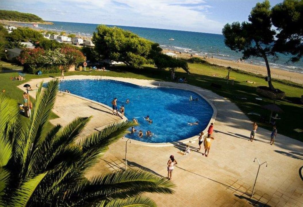 Nuestra piscina Las Palmeras Camping & Bungalow