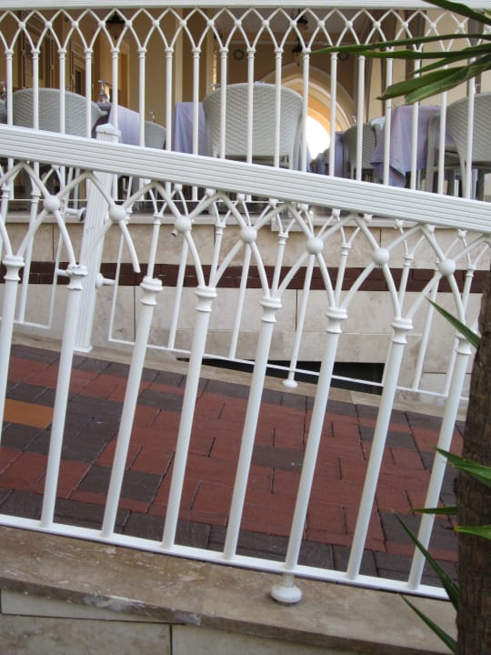 Geländer des Schreckens 9. ups, jemand angelehnt? Güral Premier Tekirova