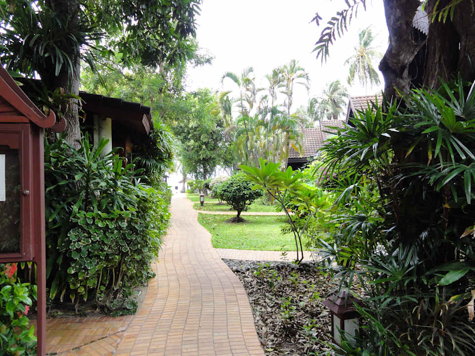 Sehr gepflegte Gartenanlage Paradise Beach Resort, Samui