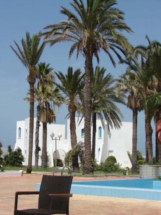 Bungalowy Ruspina Beach Resort