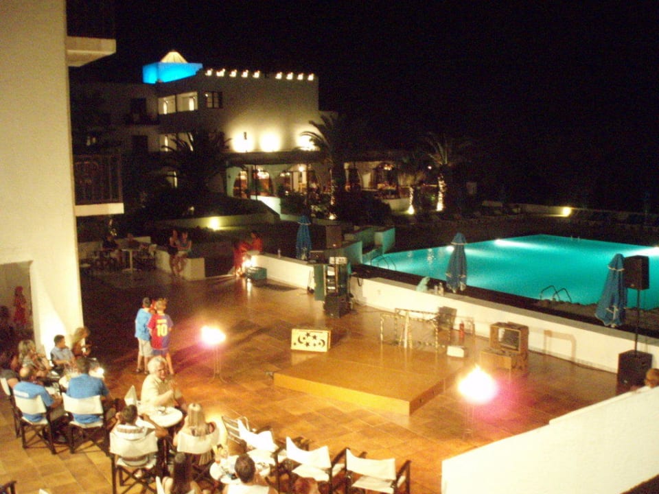 Animationsbühne TUI BLUE Oceanis Beach and Spa Resort