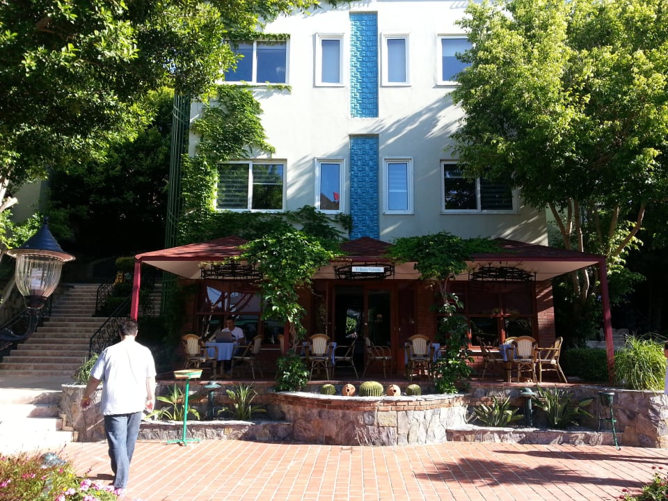 Außenansicht Hotel Gardenia Beach