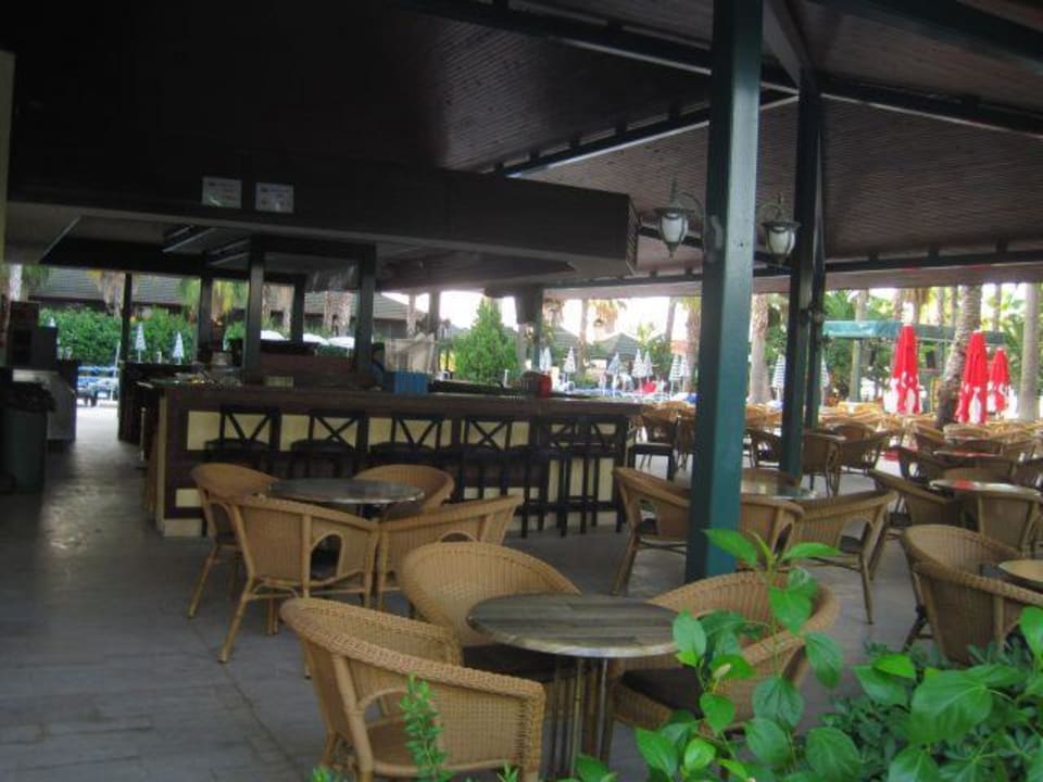 Poolbar Hotel Meryan