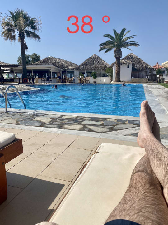 Pool Hotel Happy Days