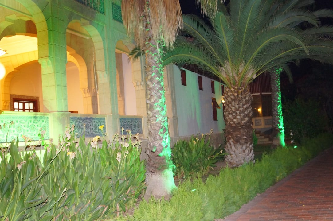 Hauptrestaurant by night  Güral Premier Belek