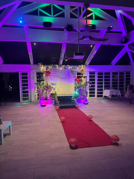 Sonstiges Sheraton Maldives Full Moon Resort & Spa