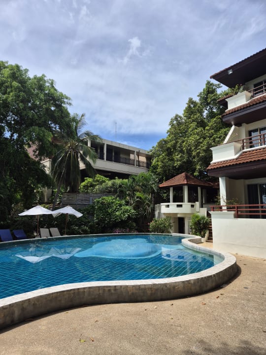 Pool The Fair House Beach Resort