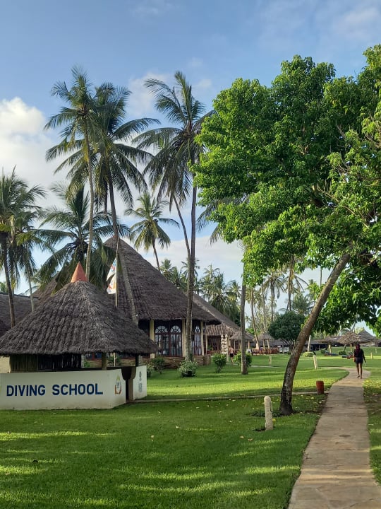 Gartenanlage Neptune Village Beach Resort & Spa