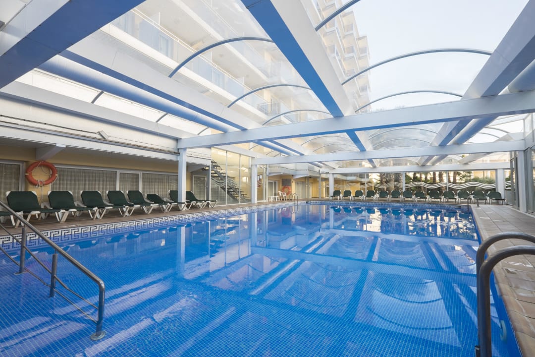 Indoor swimming pool Hotel Rosamar Garden Resort