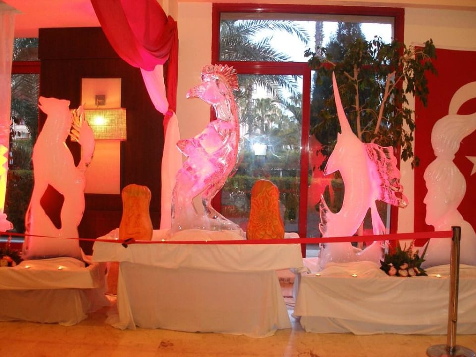 Eisfiguren Kaya Belek Hotel