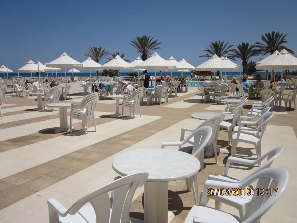 Grosse Terrasse zum verweilen Omar Khayam Resort & Aquapark