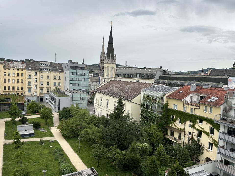 Ausblick Park Inn by Radisson Linz