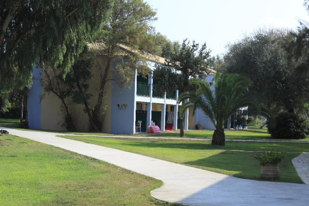 Eines der 8 Nebengebäude Domes Aulūs Zante, Autograph Collection