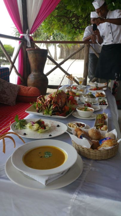 Könner am Herd  Neptune Pwani Beach Resort & Spa