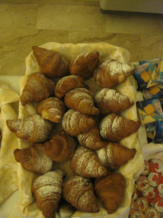 Frühstück Hotel Brancamaria