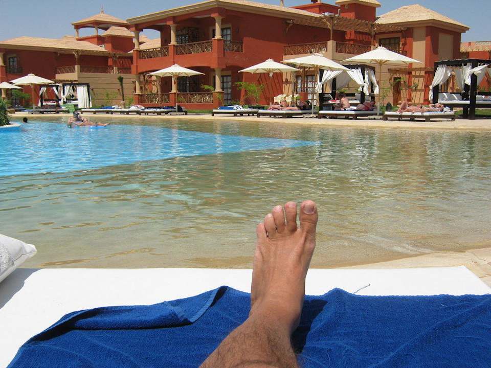 Poolbereich im 400er Zimmerbereich Pickalbatros Alf Leila Wa Leila Resort - Neverland Hurghada