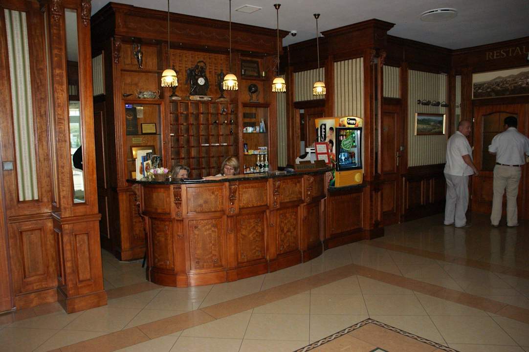 Recepcja hotelowa Hotel Gloria