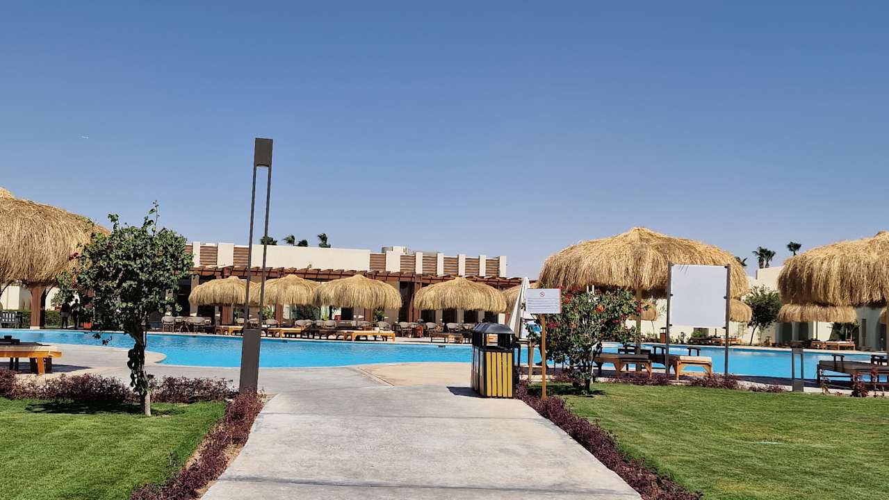 Pool Xanadu Makadi Bay