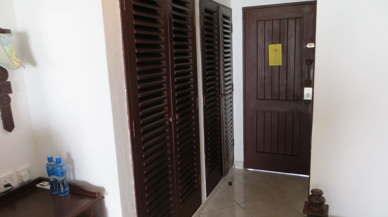 Kleiderschrank Hotel Southern Palms Beach Resort