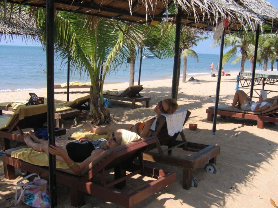 Plaża hotelowa Pinnacle Grand Jomtien Resort