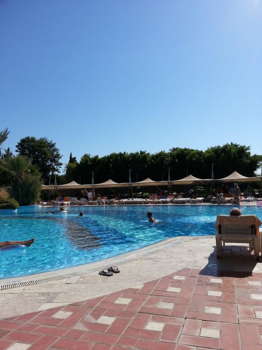 Hoofdzwembad Limak Limra Hotel & Resort