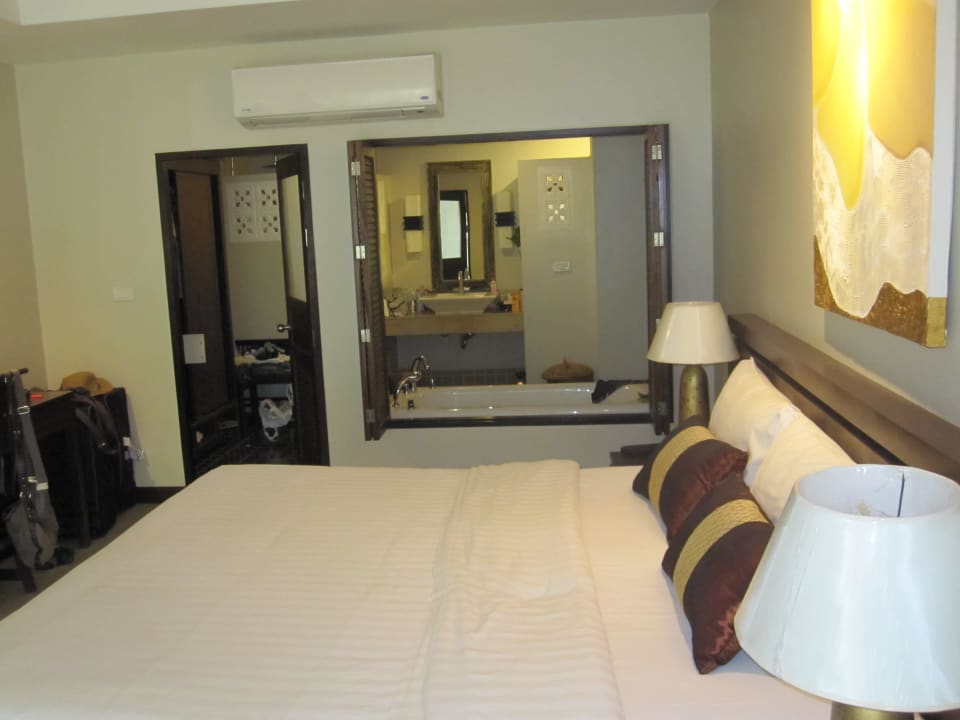 New Grand Deluxe Room The Fair House Beach Resort