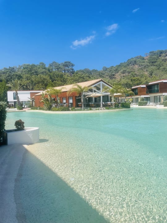 Pool Rixos Premium Tekirova