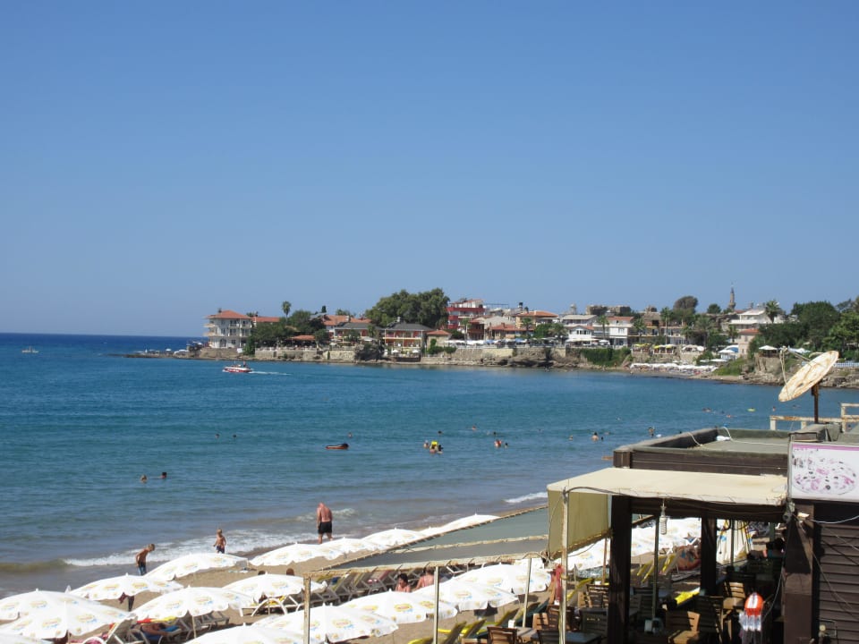 Dolphin Beach Sayanora Hotel