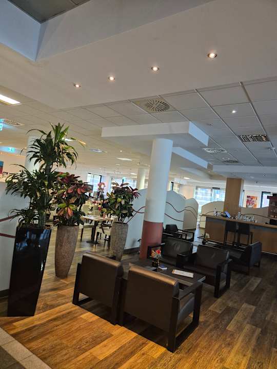 Lobby Hotel NH Oberhausen