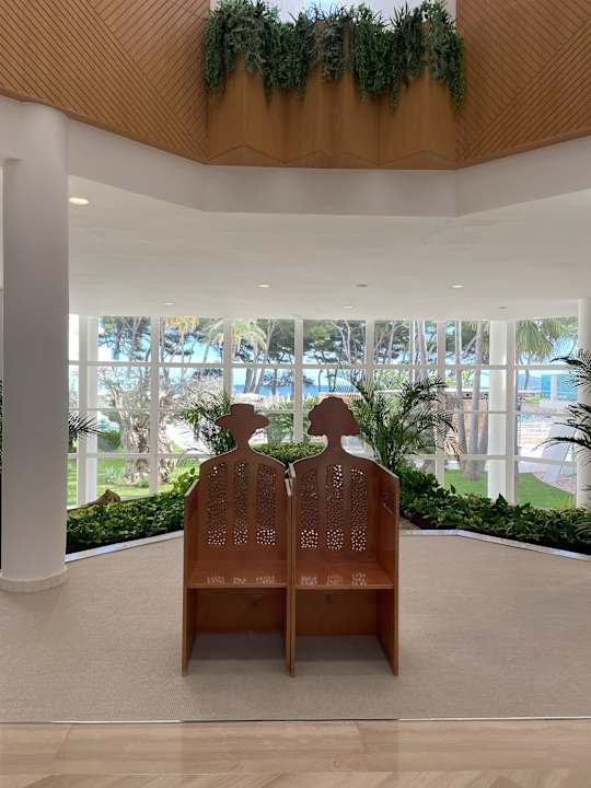 Lobby Iberostar Waves Playa de Muro