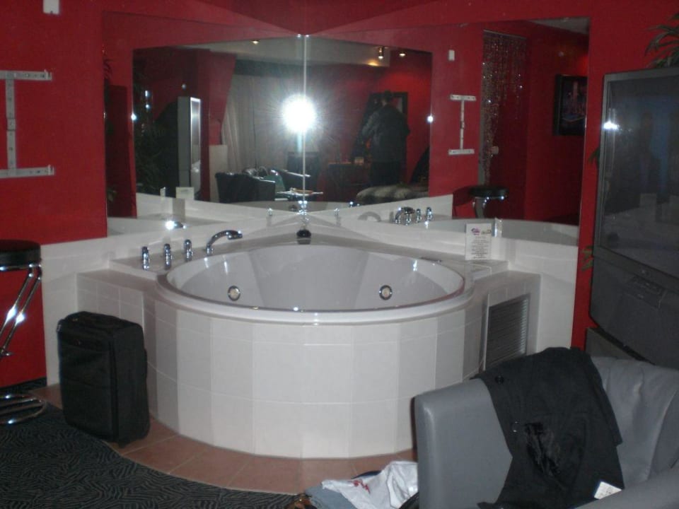 "Der Whirlpool in der Las" Landgasthof & Hotel Bergwirt (Herrieden