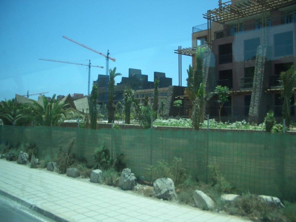 Baoabab Baustelle Lopesan Baobab Resort