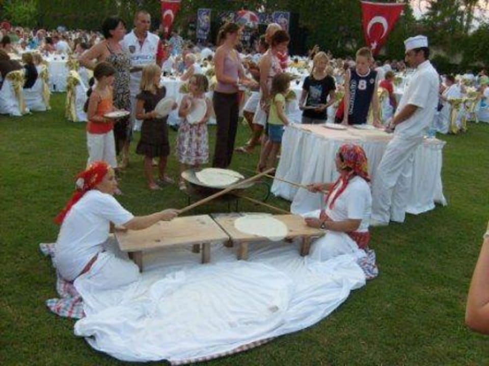 Samstag, Galaempfang Melas Holiday Village