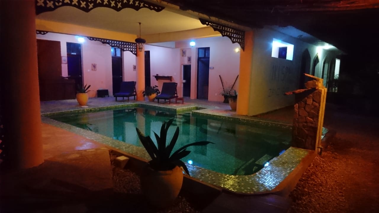 Pool AHG Waridi Beach Resort & Spa