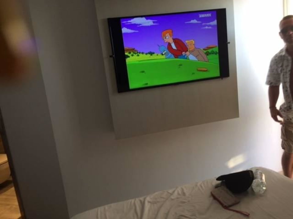 Flat TV Hotel HM Ayron Park