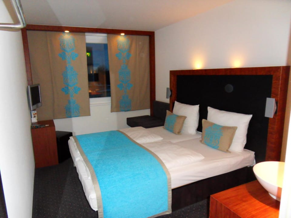 Stylish Motel One Hamburg-Altona
