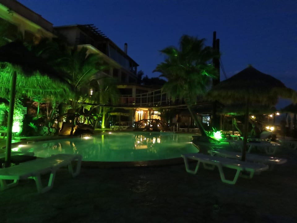 Gloria Maris by night Gloria Maris Hotel Suites and Villa