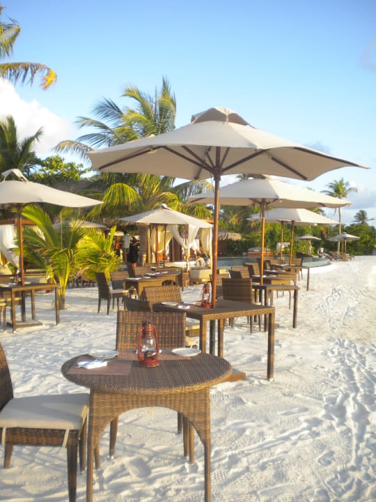 Beachbar - hier gibts auch BBQ The Residence Maldives