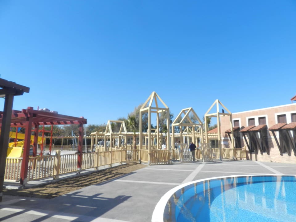 Rohbau Mini-Club Megasaray Club Belek